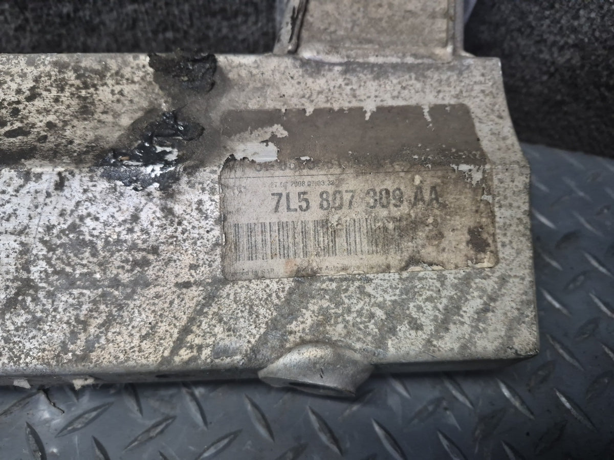 2008-2010 Porsche Cayenne 957 Rear Bumper Impact Reinforcement Bar 7L5807309AA