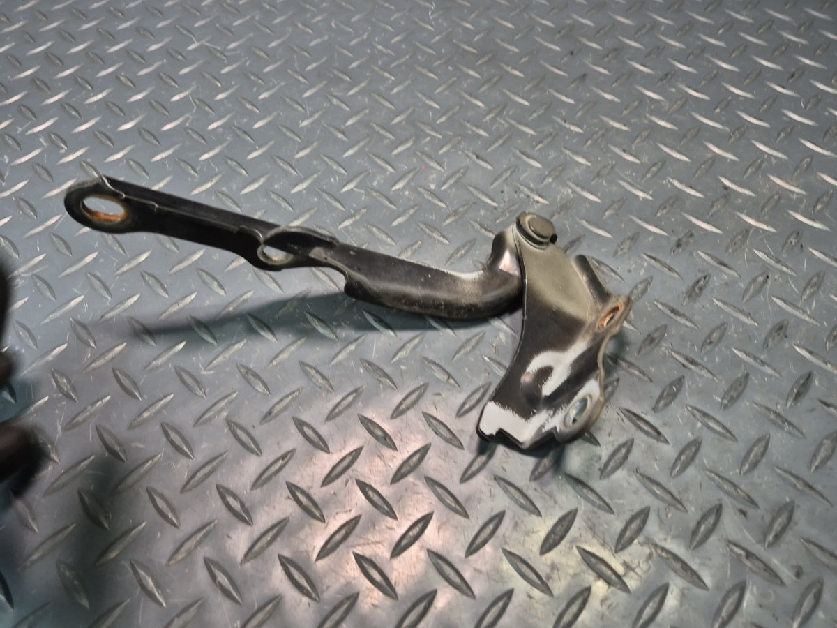 2003-2009 Lexus UZJ120L GX470 Front Left & Right Side Hood Hinge Set of 2