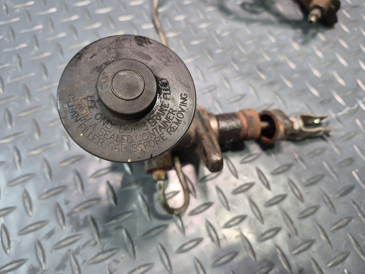 82-85 Toyota Celica RA65 Master & Slave Clutch Cylinder OEM