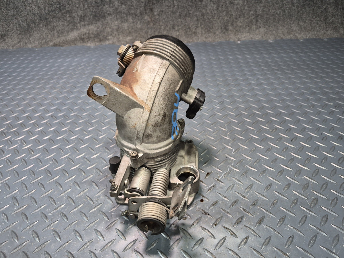 1994-1997 BMW E31 840Ci M62 Engine Throttle Body w Pipe