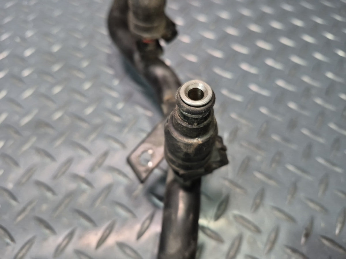 1996-1997 BMW E31 840Ci M62 Fuel Rail Injector Set 152k Miles