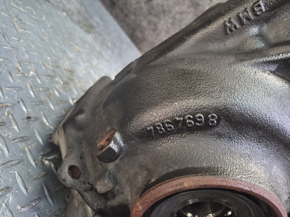 2014-2018 BMW F15 X5 3.0L 4.4L AWD Rear Axle Differential Carrier 3:15 Ratio 73K
