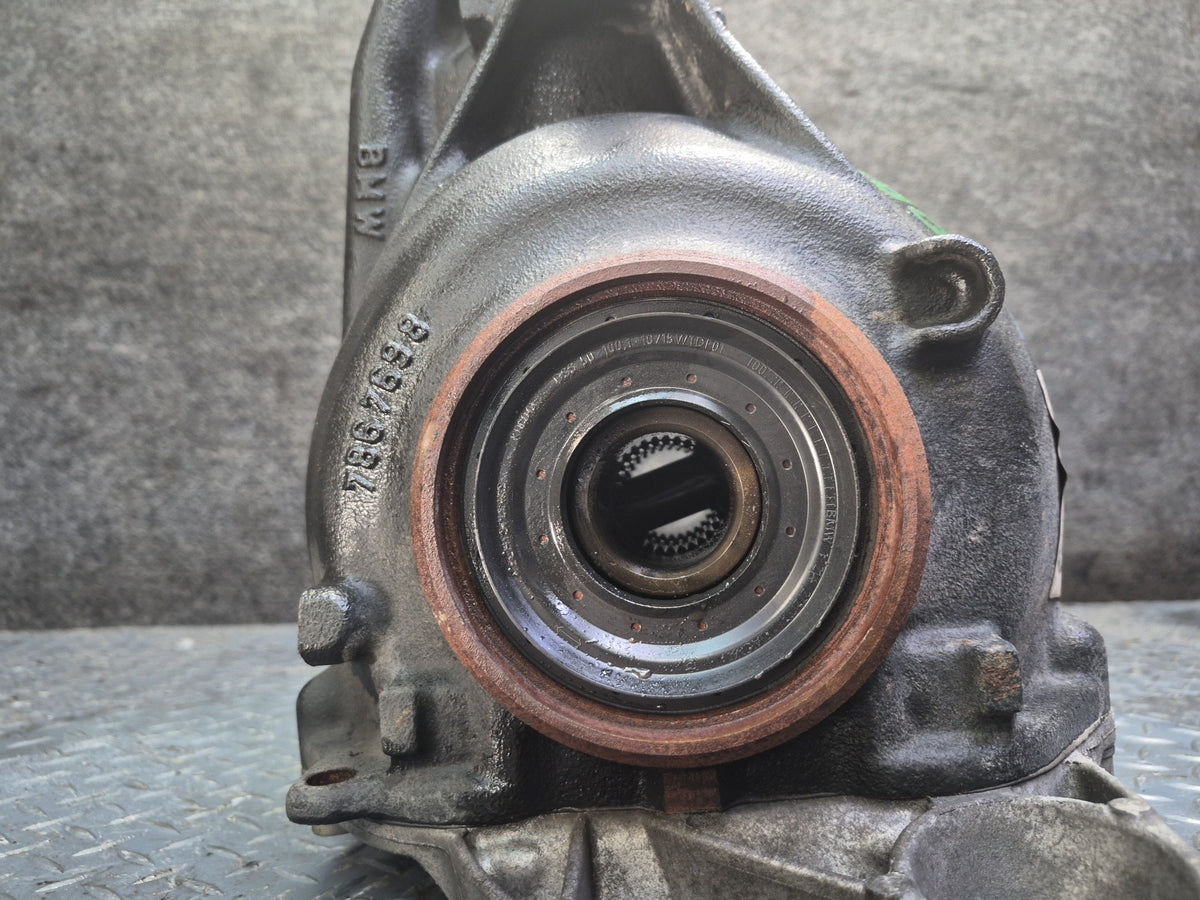 2014-2018 BMW F15 X5 3.0L 4.4L AWD Rear Axle Differential Carrier 3:15 Ratio 73K