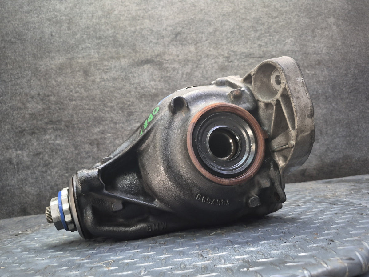 2014-2018 BMW F15 X5 3.0L 4.4L AWD Rear Axle Differential Carrier 3:15 Ratio 73K