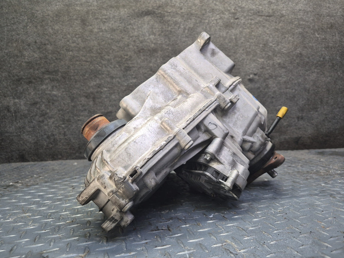 2014-2018 BMW F15 X5 4.4L 50IX N63 AWD ATC45L Transfer Case W/ Motor 73K Miles