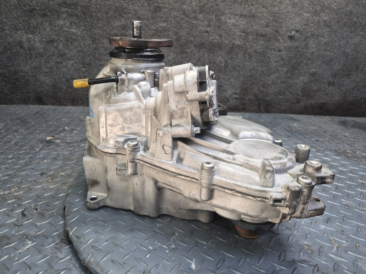 2014-2018 BMW F15 X5 4.4L 50IX N63 AWD ATC45L Transfer Case W/ Motor 73K Miles