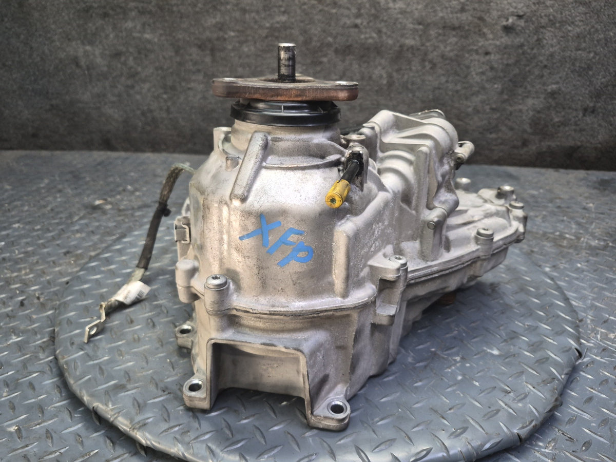 2014-2018 BMW F15 X5 4.4L 50IX N63 AWD ATC45L Transfer Case W/ Motor 73K Miles