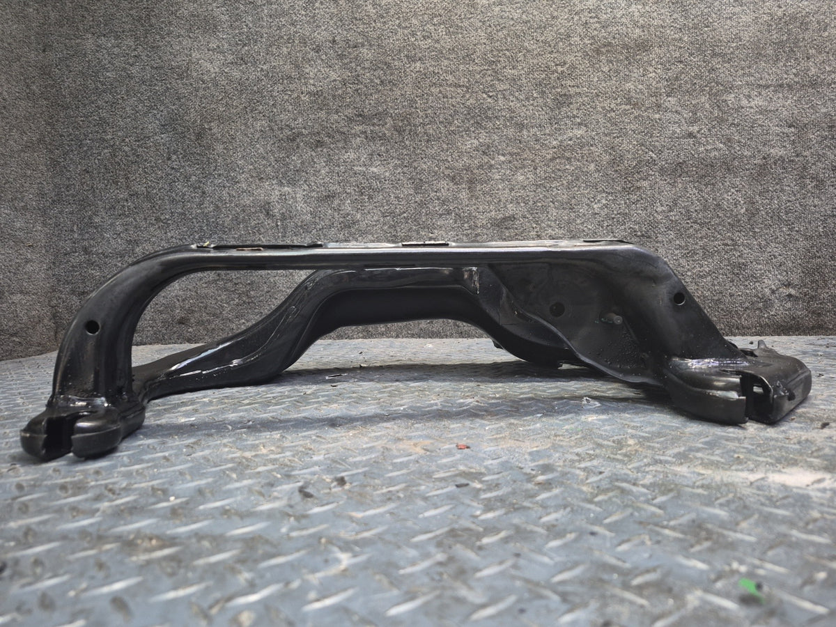 2014-2018 BMW F15 X5 8HP-75 Transmission Crossmember Gearbox Support Bracket