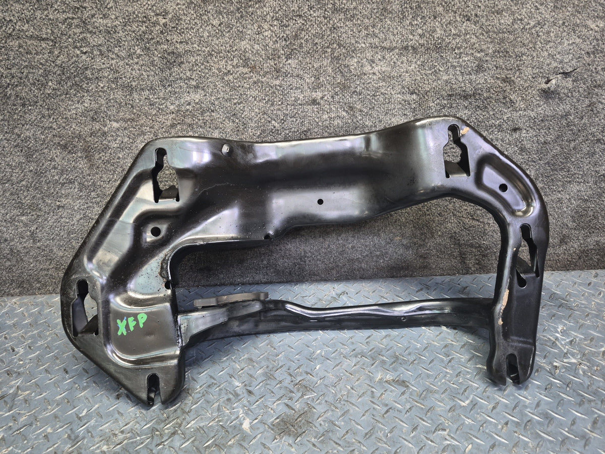 2014-2018 BMW F15 X5 8HP-75 Transmission Crossmember Gearbox Support Bracket