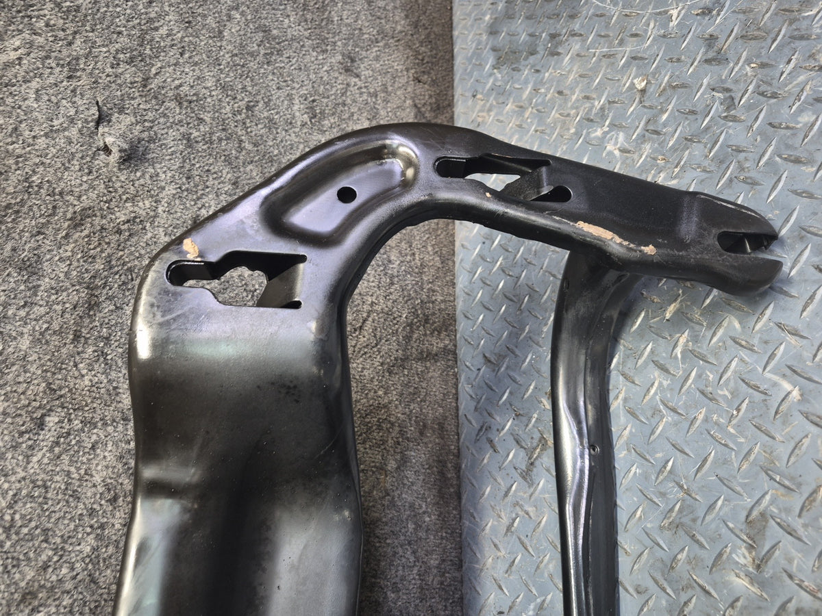 2014-2018 BMW F15 X5 8HP-75 Transmission Crossmember Gearbox Support Bracket