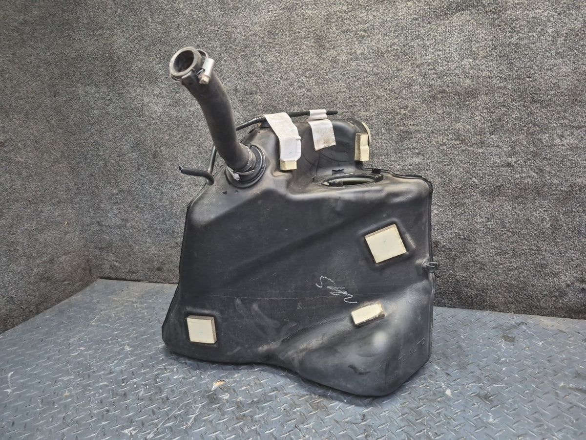 05-13 Chevrolet Corvette C6 Left Fuel Tank Reservoir w Heat Shield Set OEM