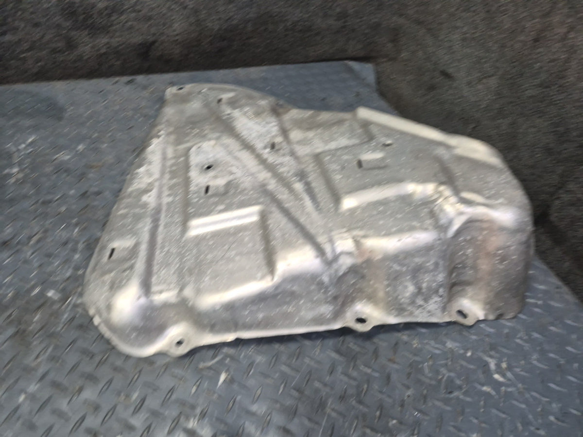 05-13 Chevrolet Corvette C6 Left Fuel Tank Reservoir w Heat Shield Set OEM
