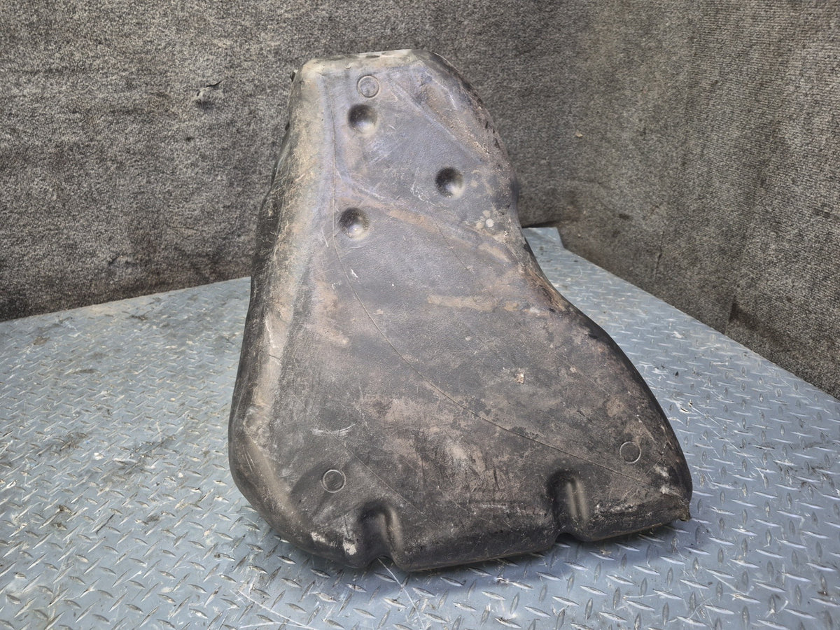 05-13 Chevrolet Corvette C6 Right Fuel Tank Reservoir w Heat Shield Set OEM