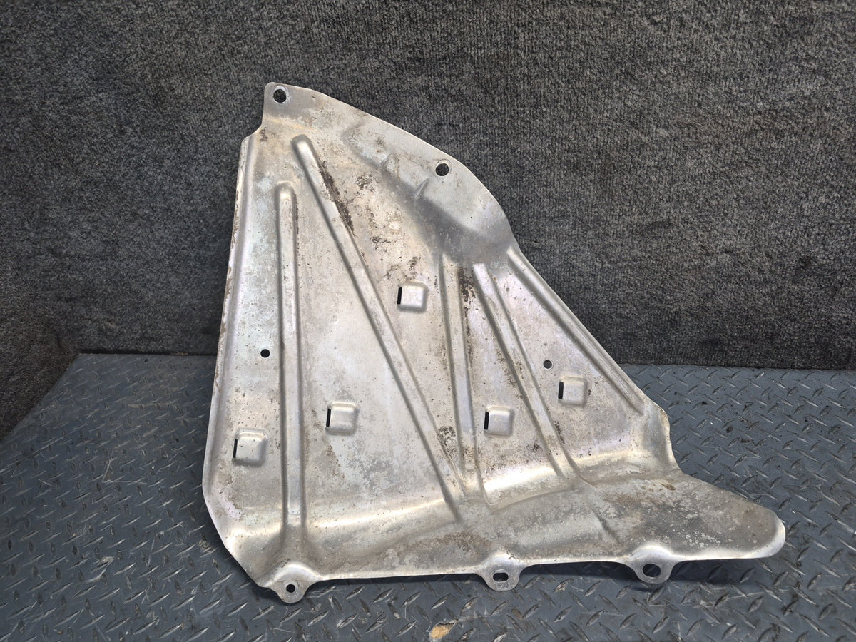 05-13 Chevrolet Corvette C6 Right Fuel Tank Reservoir w Heat Shield Set OEM