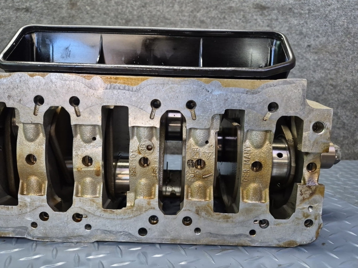 1999-2001 Porsche 911 996 3.4L M96.04 Engine Crankcase Housing w Crankshaft