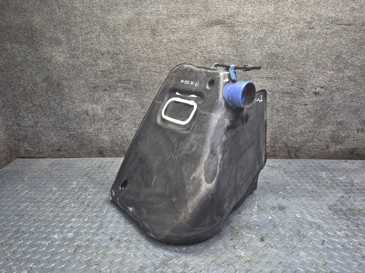 1999 Chevrolet Corvette C5 Right Fuel Tank Reservoir 10299102 OEM