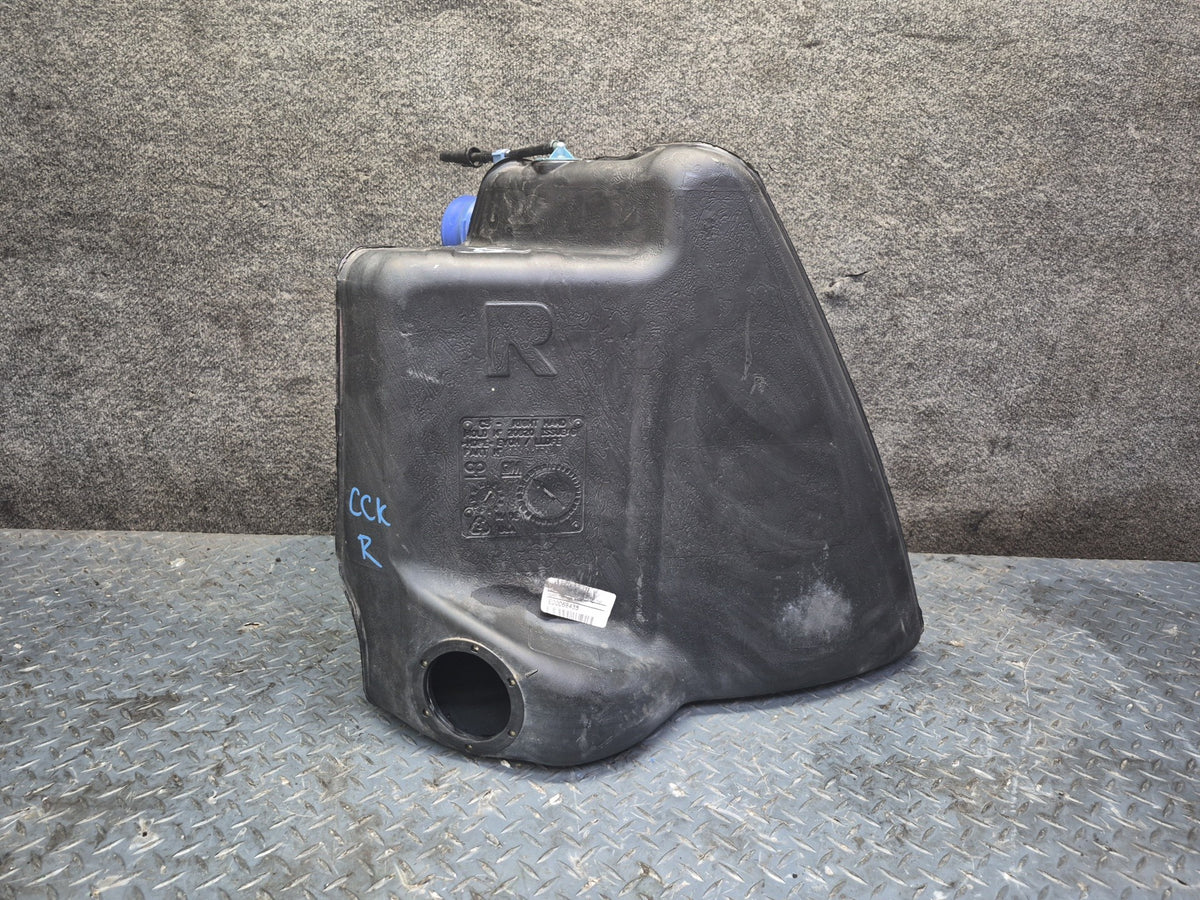 1999 Chevrolet Corvette C5 Right Fuel Tank Reservoir 10299102 OEM