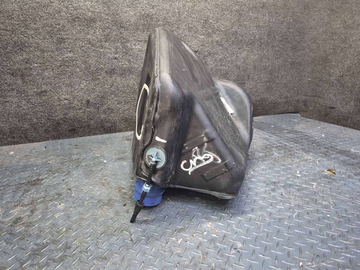 1999 Chevrolet Corvette C5 Right Fuel Tank Reservoir 10299102 OEM