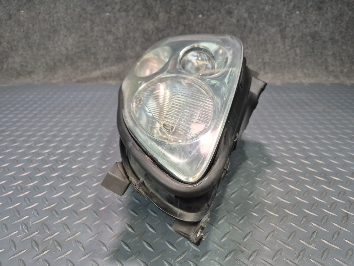 02-05 Lexus UZZ40L SC430 Left Driver Side Halogen Headlight Lamp Assy Damaged