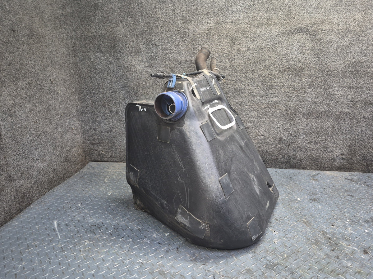1999 Chevrolet Corvette C5 Left Fuel Tank Reservoir 10299103 OEM