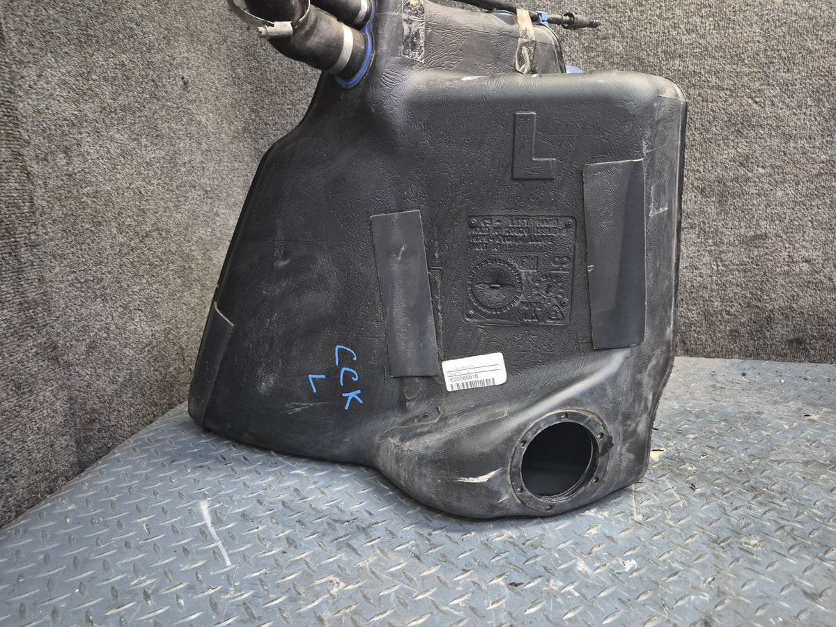 1999 Chevrolet Corvette C5 Left Fuel Tank Reservoir 10299103 OEM