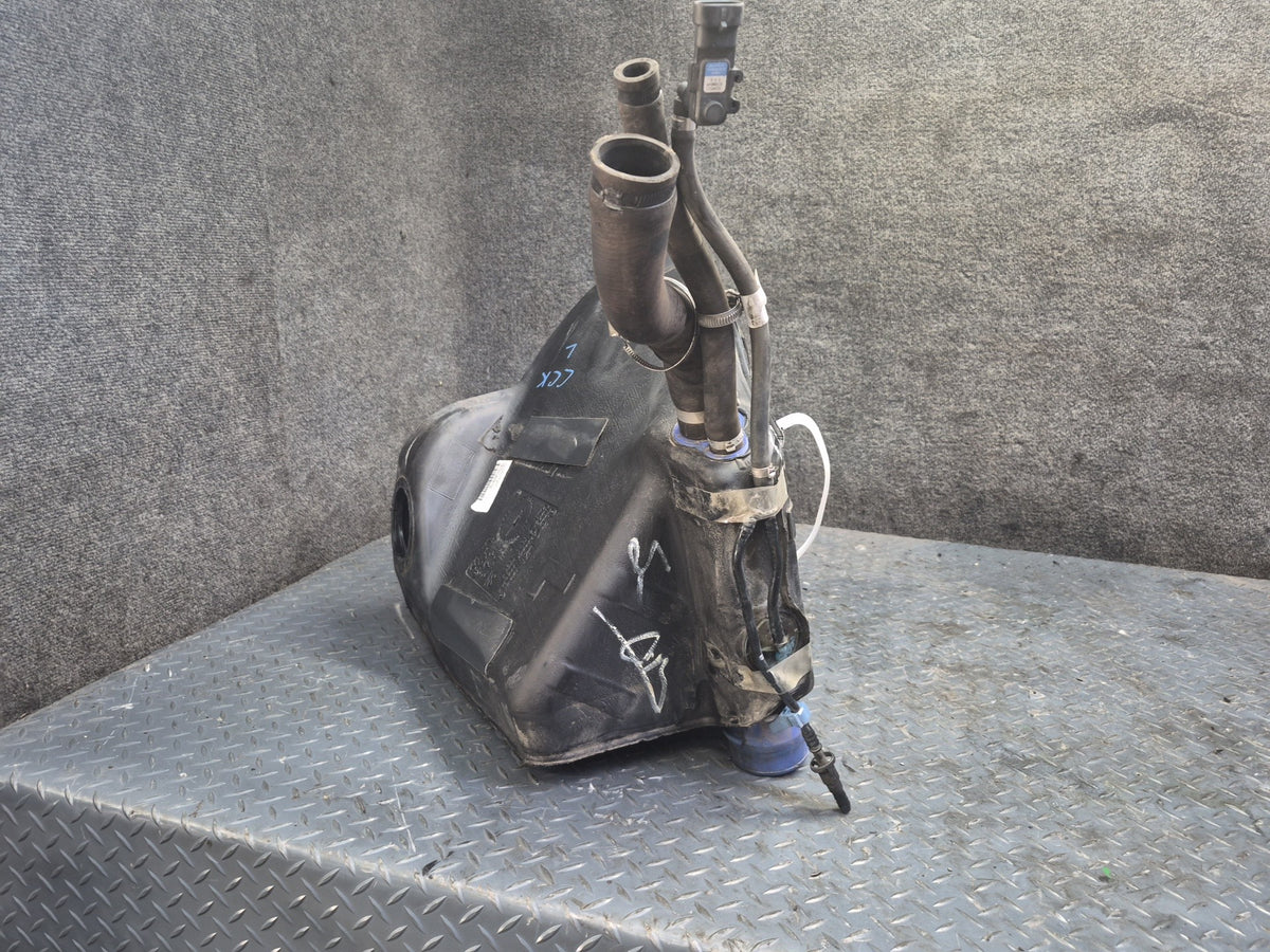 1999 Chevrolet Corvette C5 Left Fuel Tank Reservoir 10299103 OEM