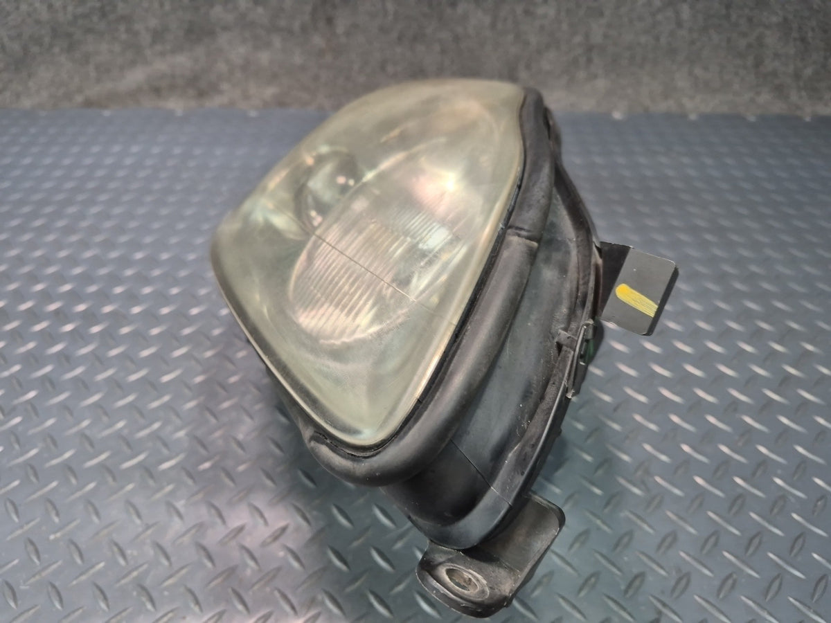 02-05 Lexus UZZ40L SC430 Right Passenger Side Halogen Headlight Lamp Damaged