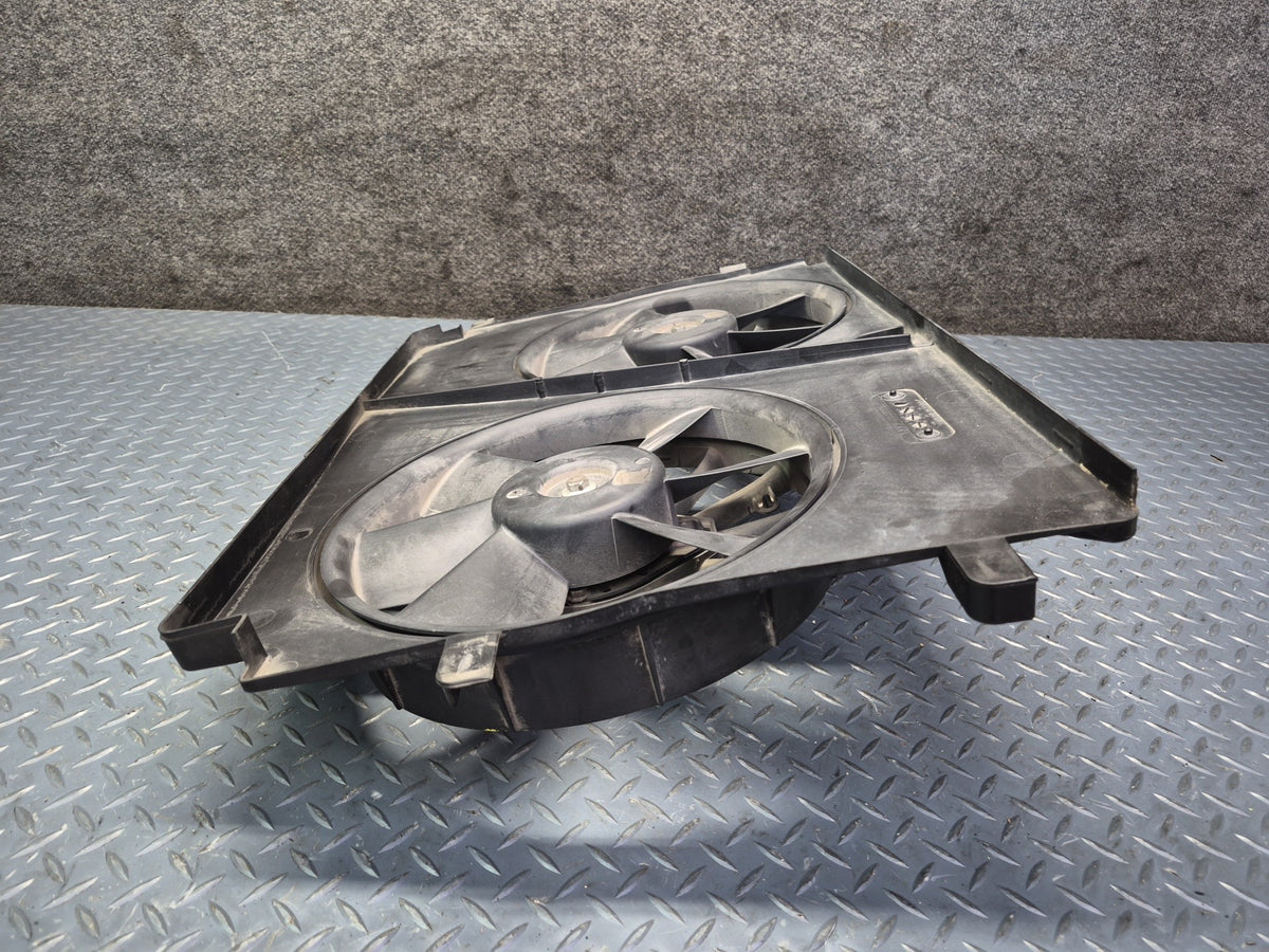 98-04 Chevrolet Corvette C5 A/T Engine Cooling Radiator Fan & Shroud 65K OEM