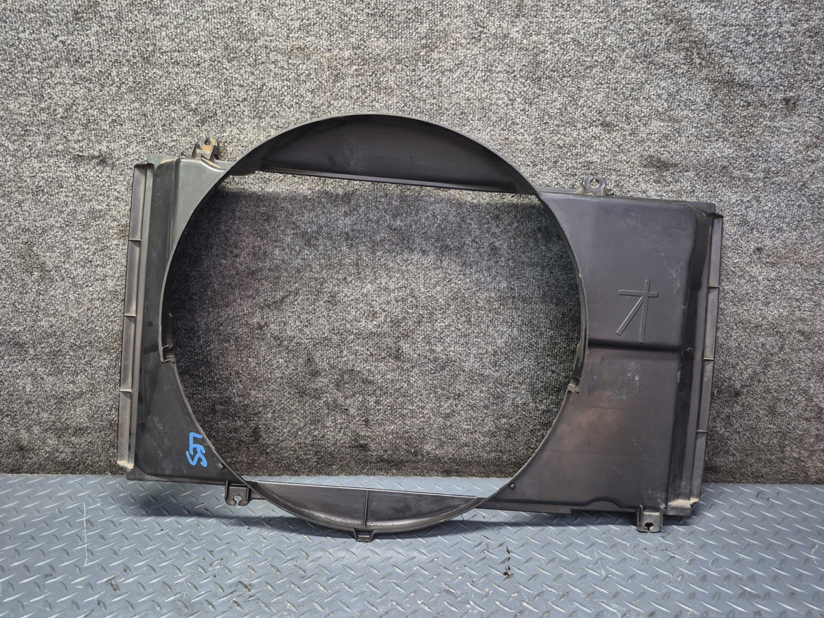 95-00 Lexus UCF20L LS400 Engine Cooling Radiator Fan Shroud 16711-50050 OEM