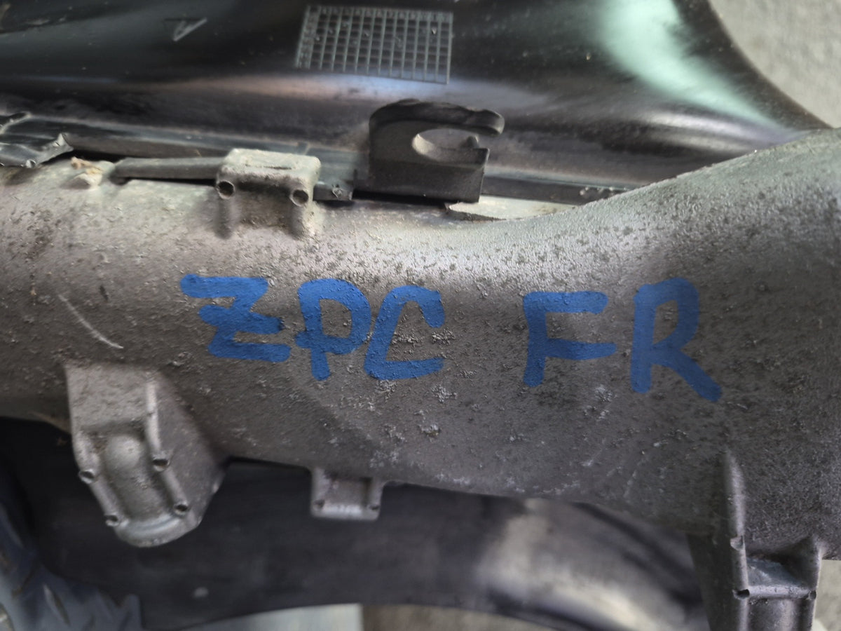 2008-2010 Porsche Cayenne 9574.8L Turbo Right Intercooler w Shroud