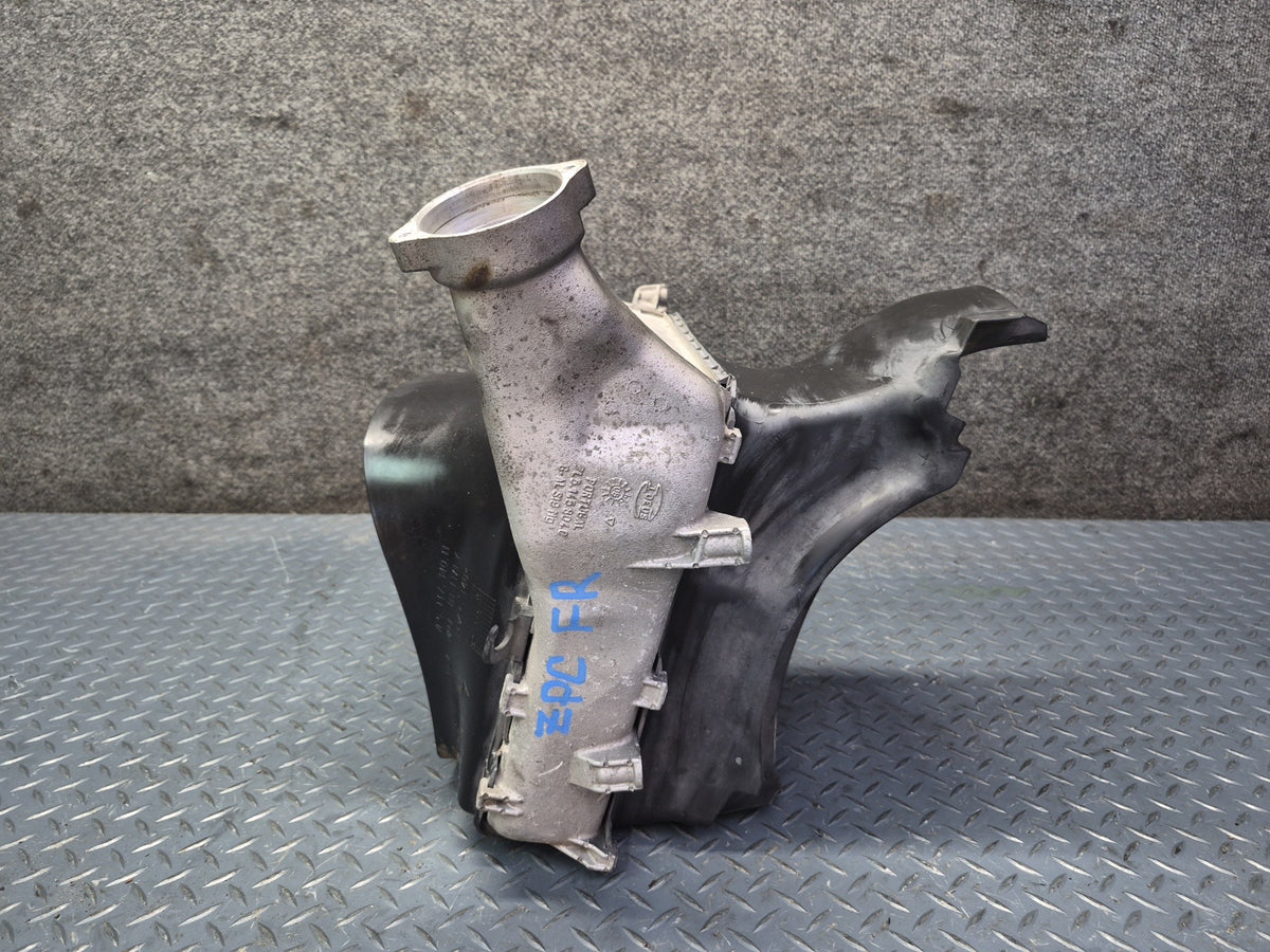 2008-2010 Porsche Cayenne 9574.8L Turbo Right Intercooler w Shroud