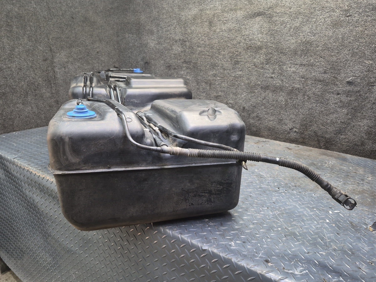 2008 Hummer H2 6.2L Gas Fuel Tank Unit