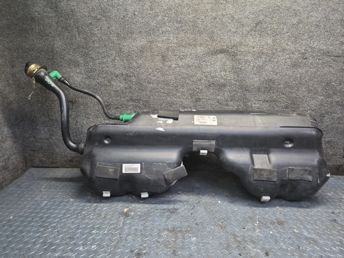 03-05 BMW E85 Z4 M54 Fuel Tank Filler Neck Assembly 101K Miles 6757918 OEM