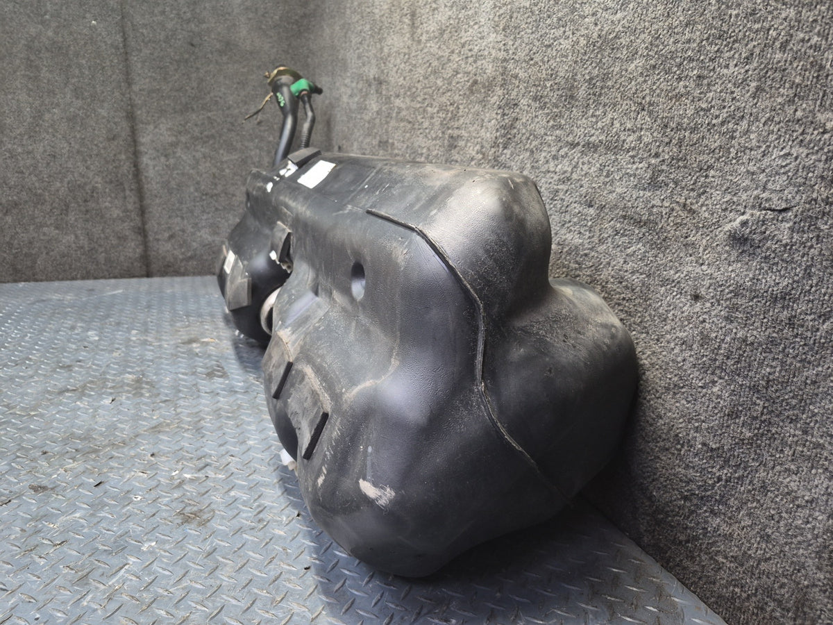 03-05 BMW E85 Z4 M54 Fuel Tank Filler Neck Assembly 101K Miles 6757918 OEM