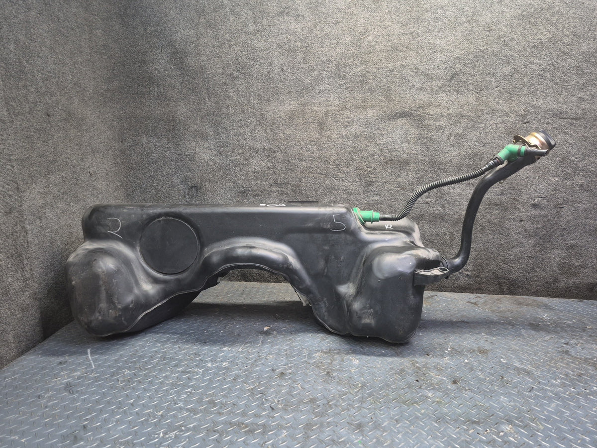 03-05 BMW E85 Z4 M54 Fuel Tank Filler Neck Assembly 101K Miles 6757918 OEM