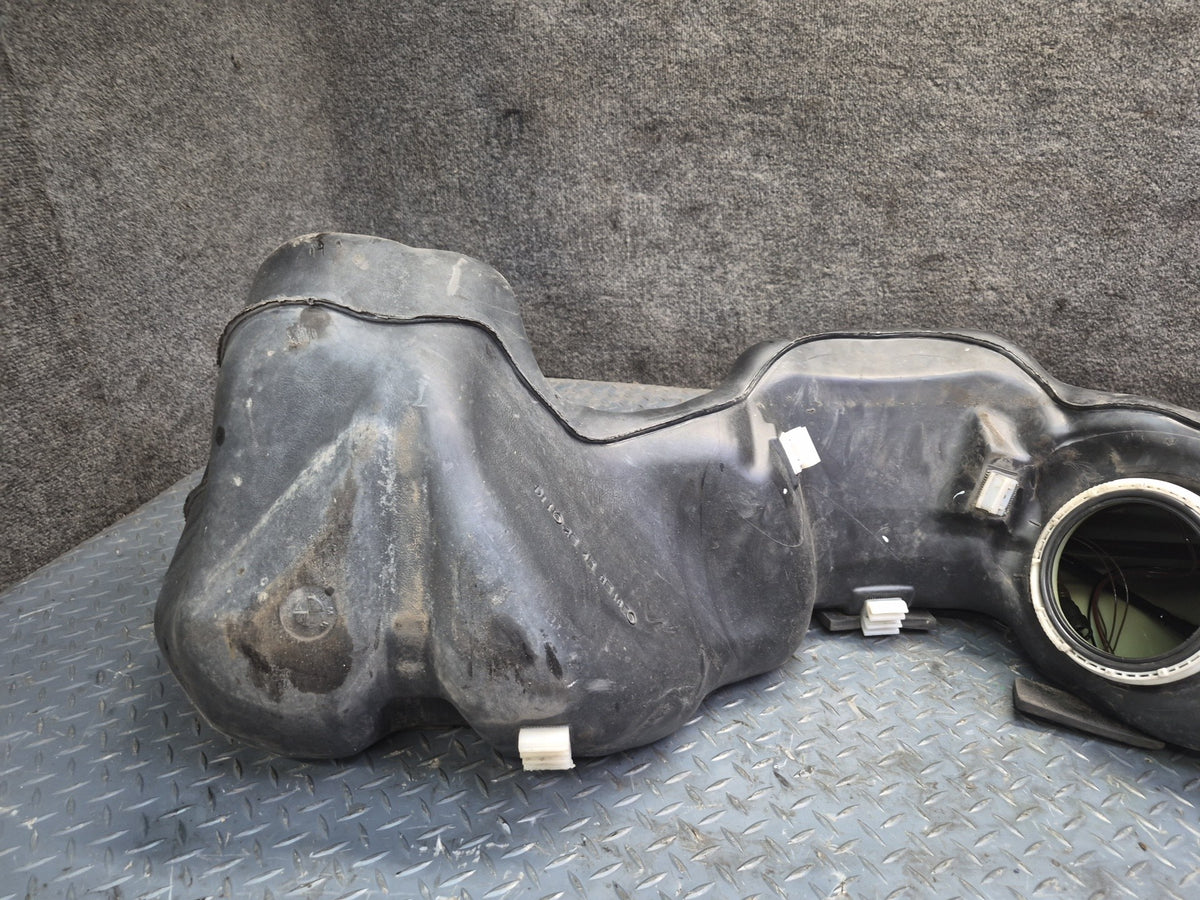 03-05 BMW E85 Z4 M54 Fuel Tank Filler Neck Assembly 101K Miles 6757918 OEM