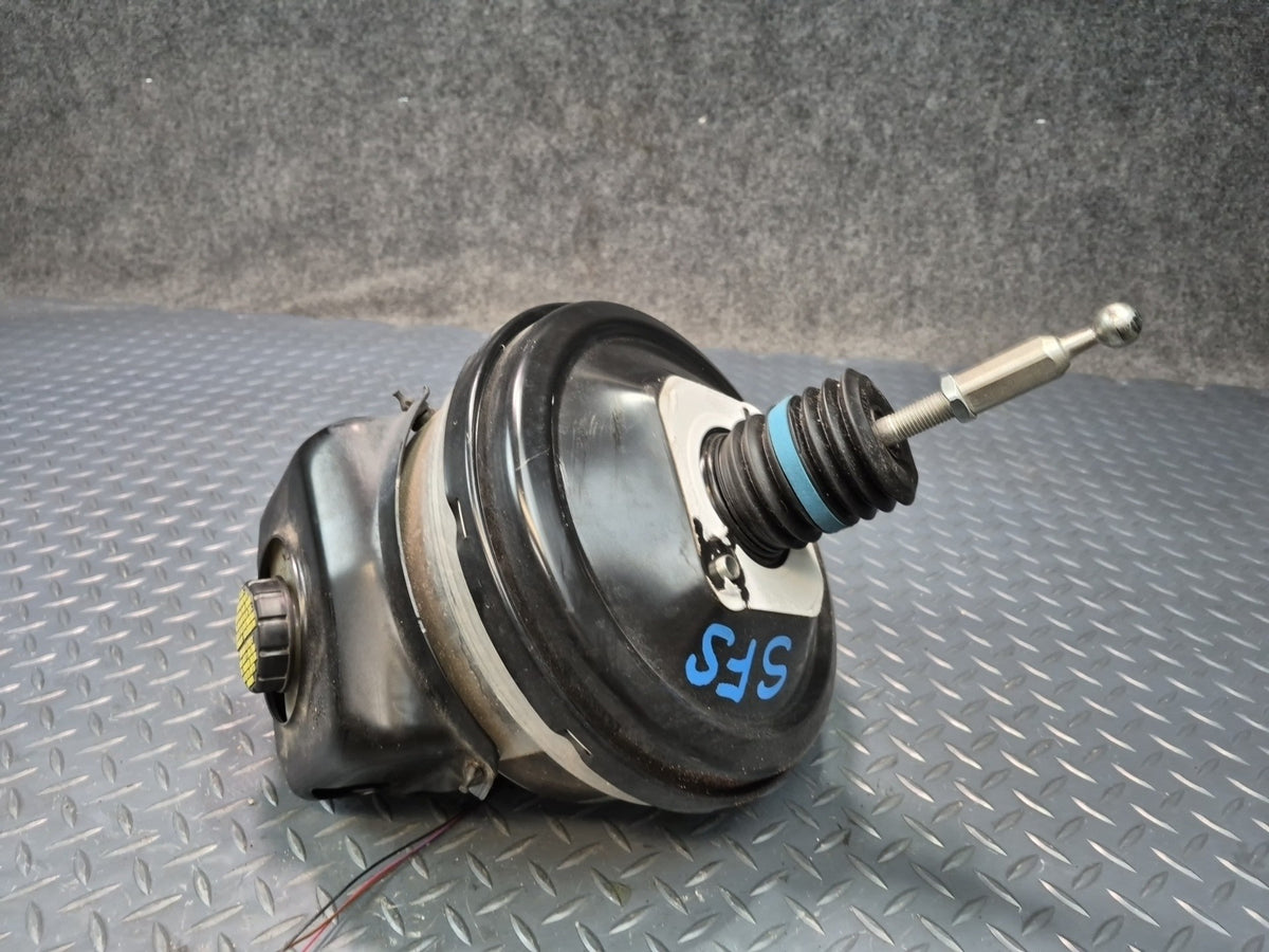 18-25 Audi A4 S4 A5 S5 AWD Brake Master Cylinder Booster Fluid Reservoir OEM