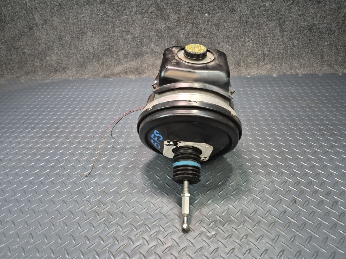 18-25 Audi A4 S4 A5 S5 AWD Brake Master Cylinder Booster Fluid Reservoir OEM
