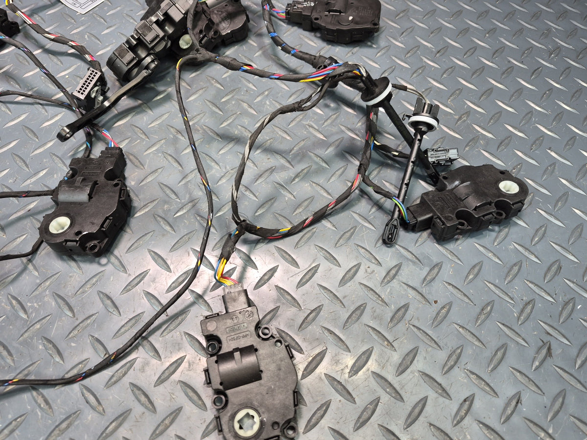 2014-2018 BMW F15 X5 A/C Heater Flap Door Actuator Motor Wiring Set