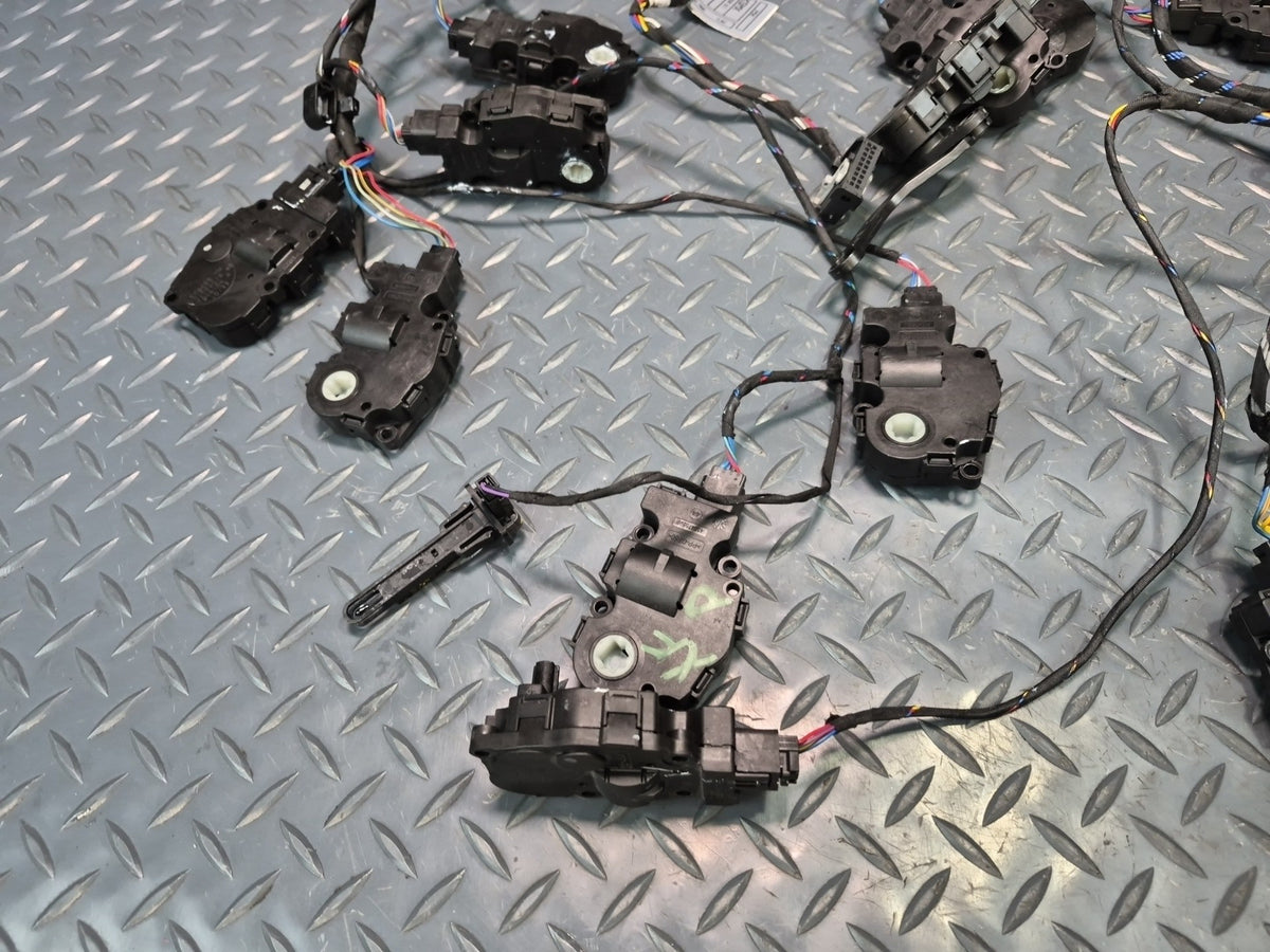 2014-2018 BMW F15 X5 A/C Heater Flap Door Actuator Motor Wiring Set