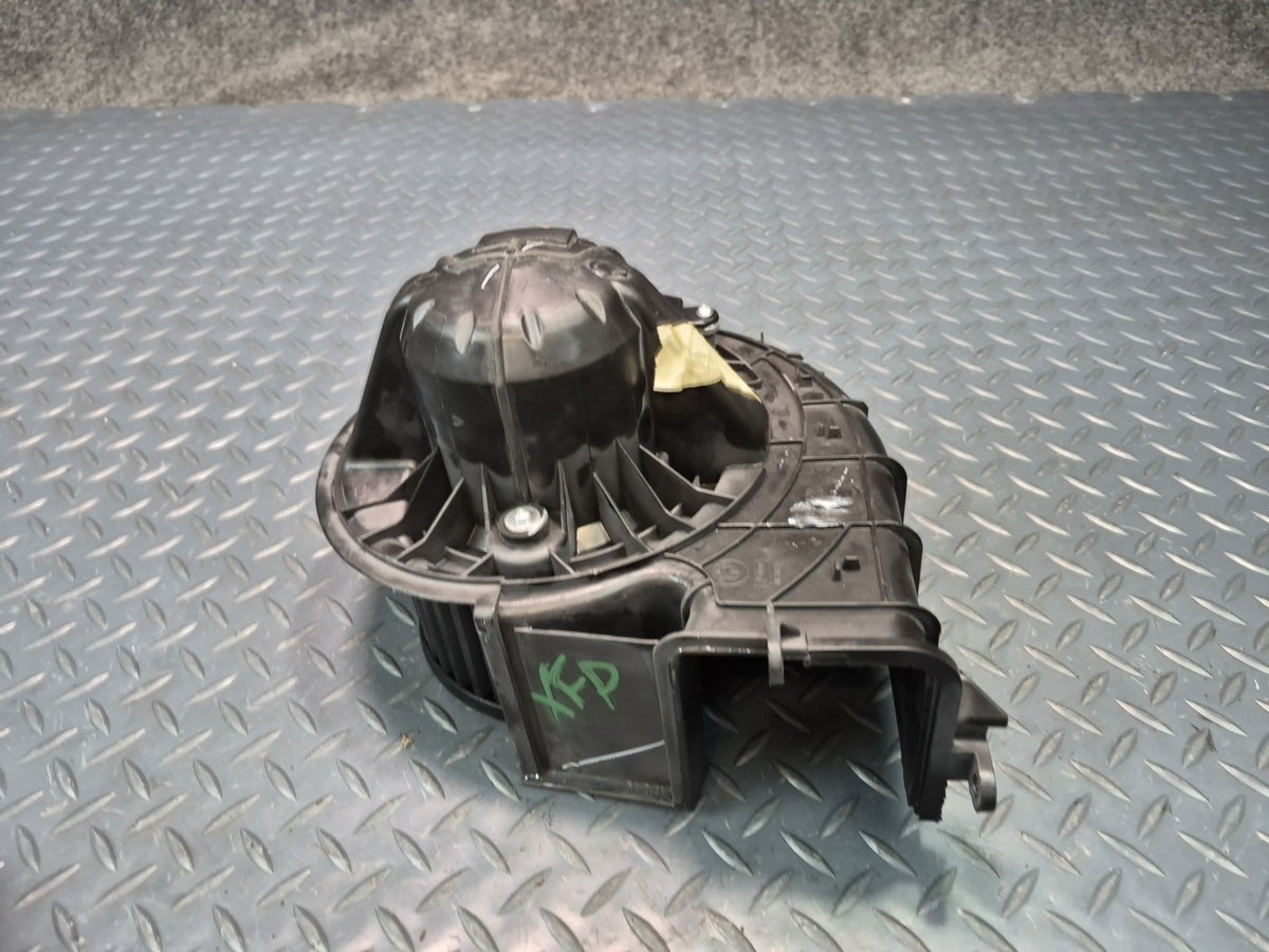 2014-2018 BMW F15 X5 A/C Heater Blower Motor Fan w Resistor