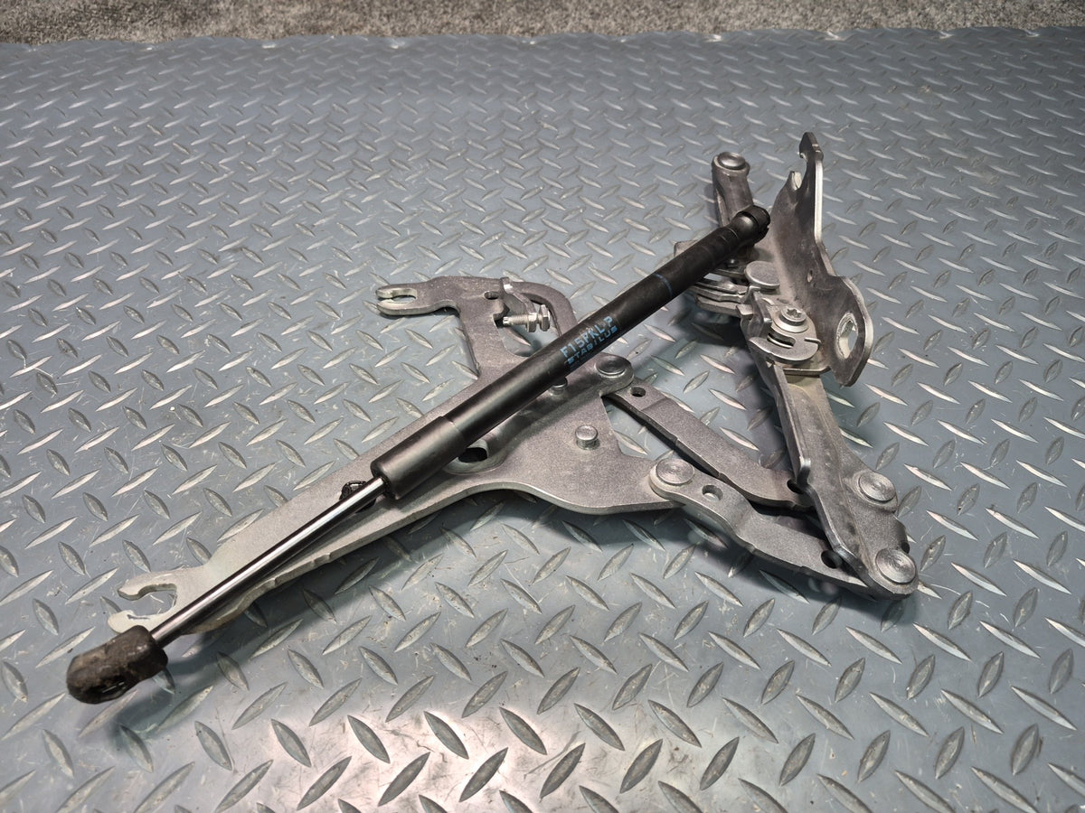 2014-2018 BMW F15 X5 Front Left & Right Hood Hinge w Shock Support Set of 2