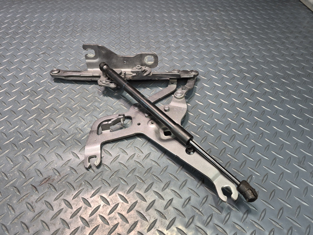 2014-2018 BMW F15 X5 Front Left & Right Hood Hinge w Shock Support Set of 2
