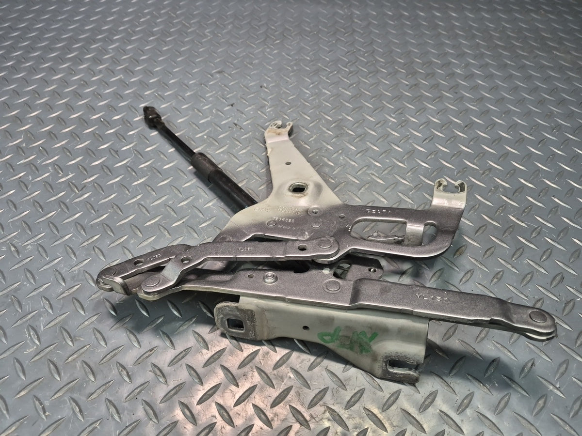 2014-2018 BMW F15 X5 Front Left & Right Hood Hinge w Shock Support Set of 2