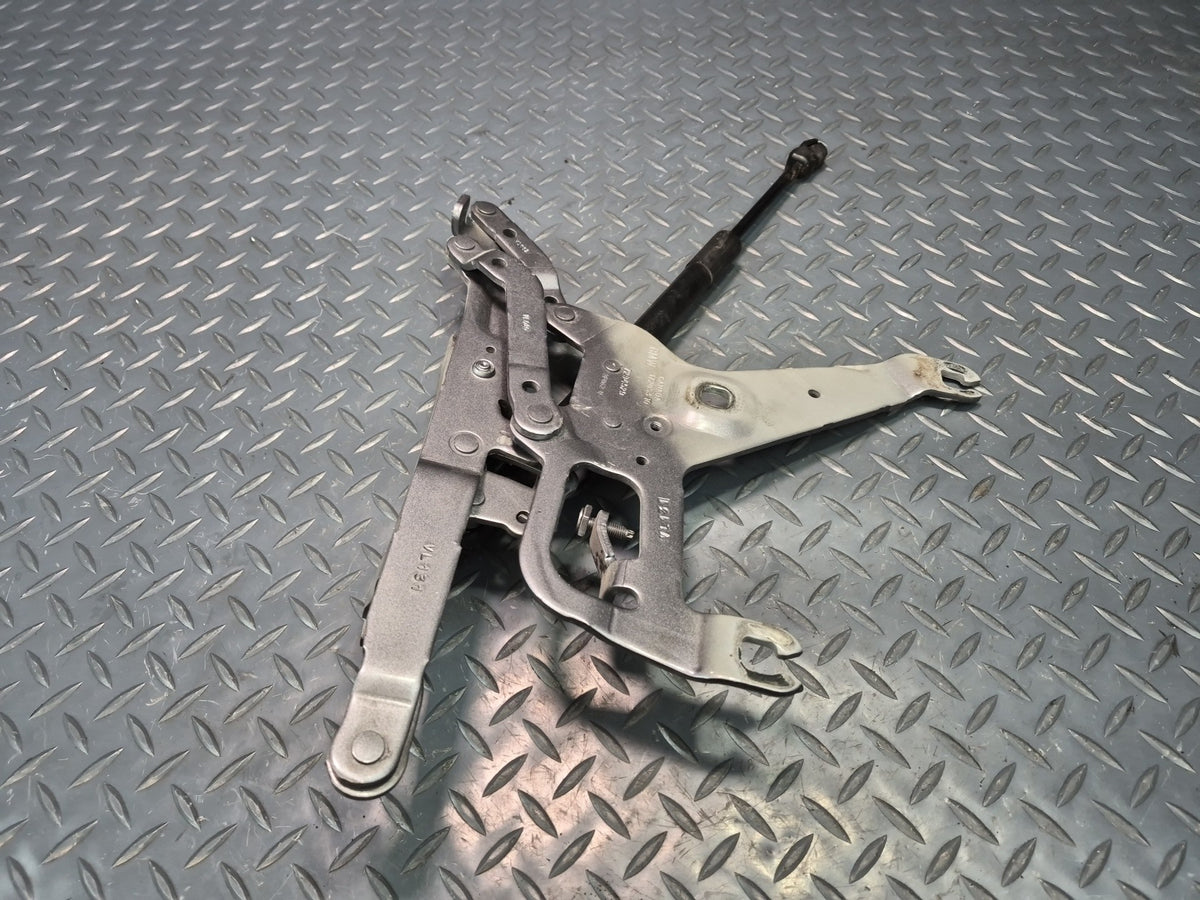 2014-2018 BMW F15 X5 Front Left & Right Hood Hinge w Shock Support Set of 2