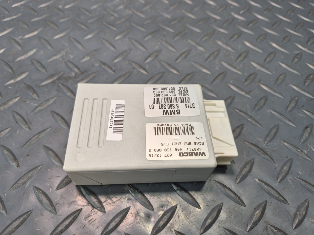 2014-2018 BMW F15 X5 Air Suspension Control Module 6860387