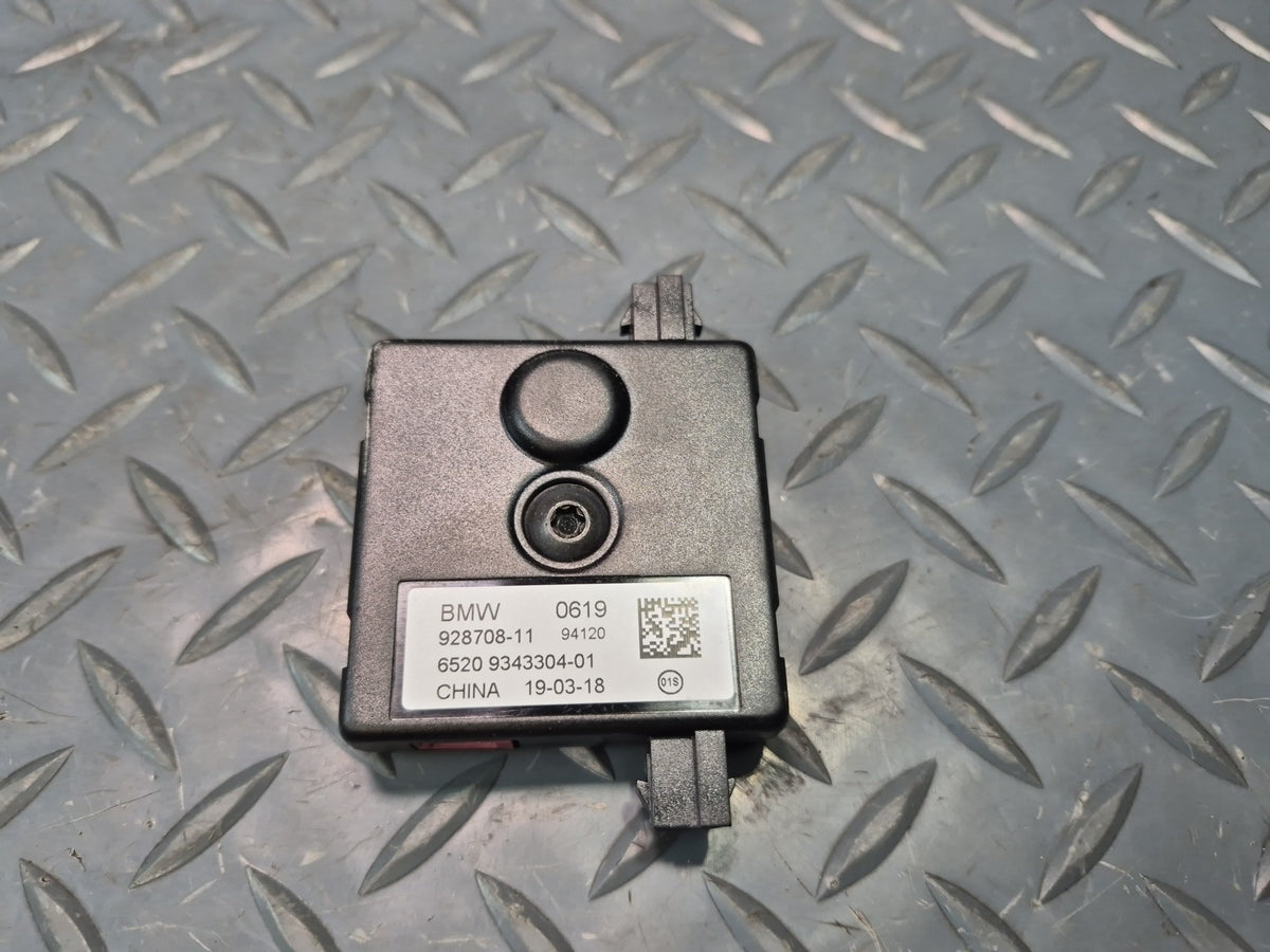 2014-2018 BMW F15 X5 Radio Antenna Noise Trap Circuit Filter Module 9343304