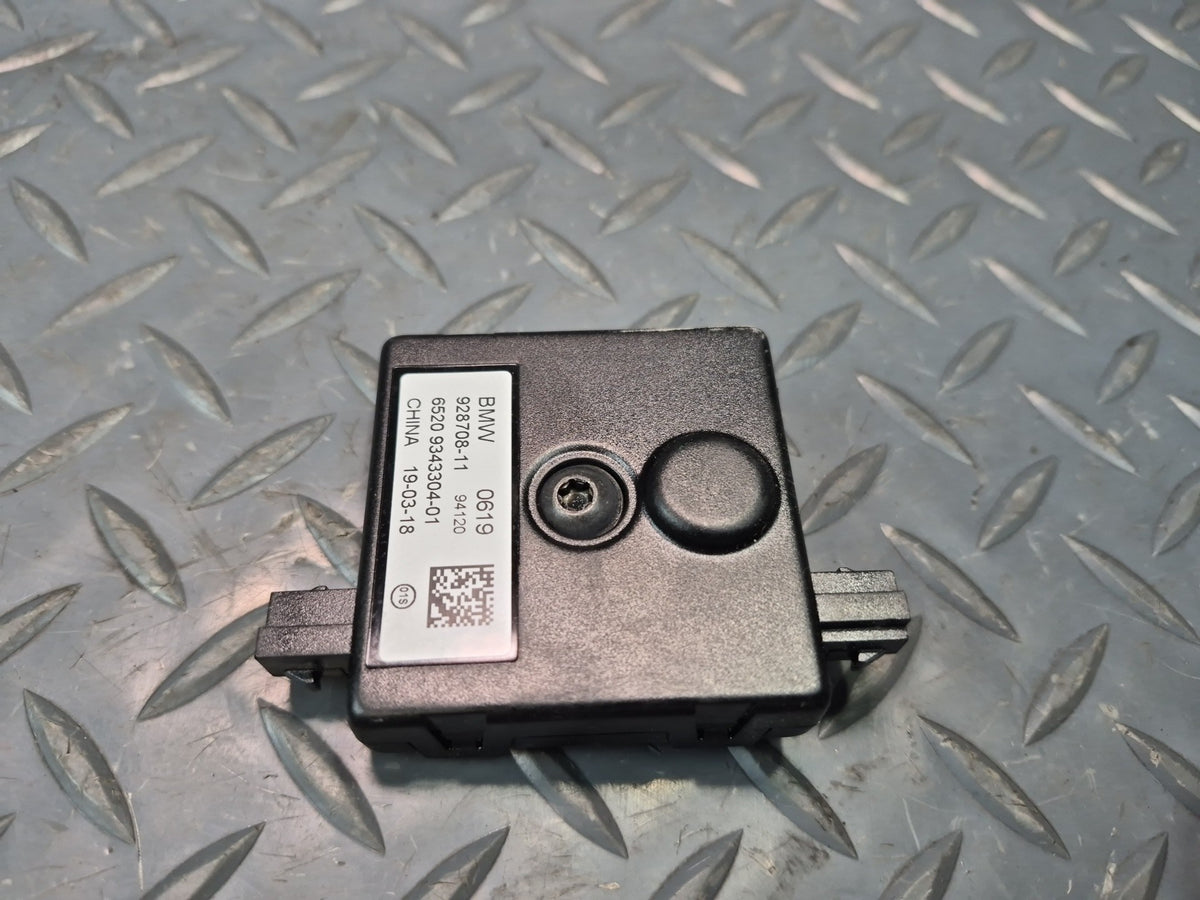 2014-2018 BMW F15 X5 Radio Antenna Noise Trap Circuit Filter Module 9343304