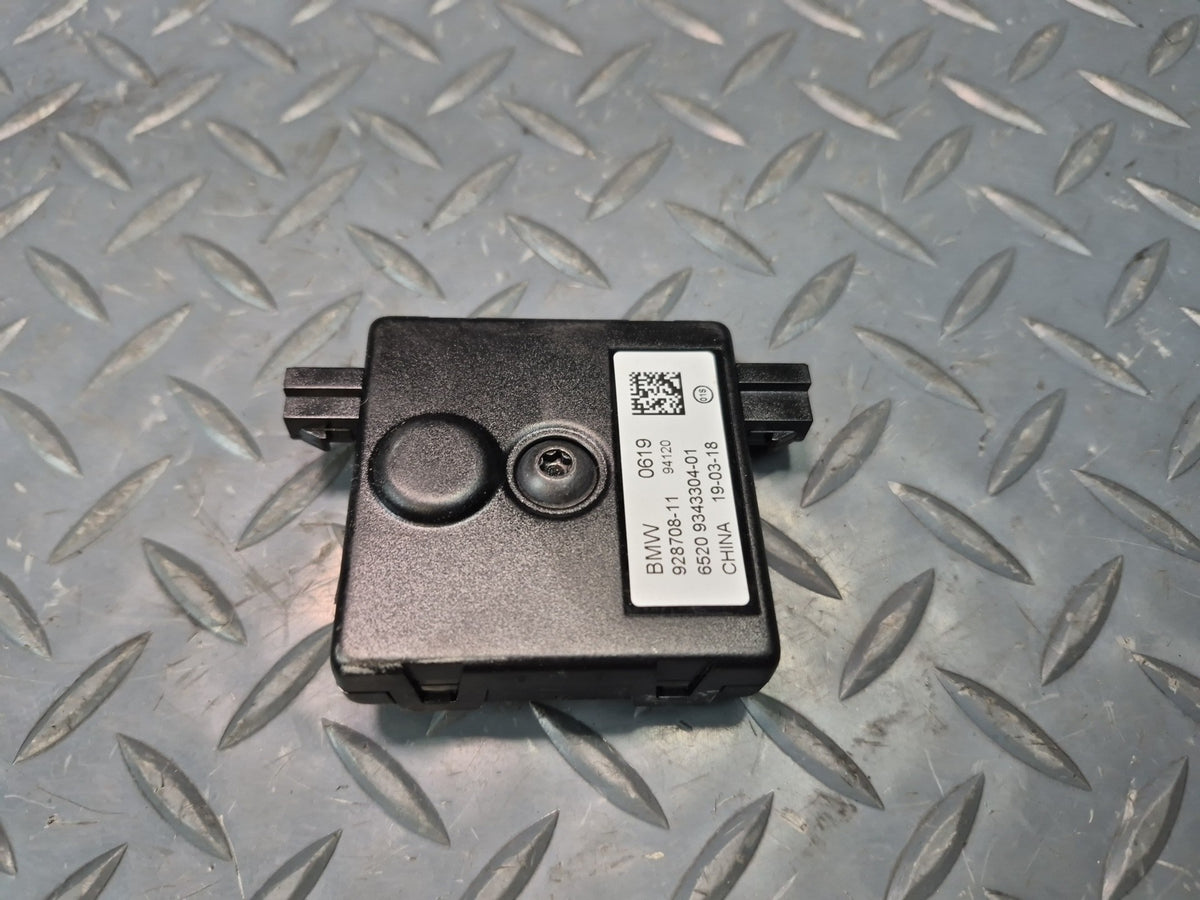 2014-2018 BMW F15 X5 Radio Antenna Noise Trap Circuit Filter Module 9343304