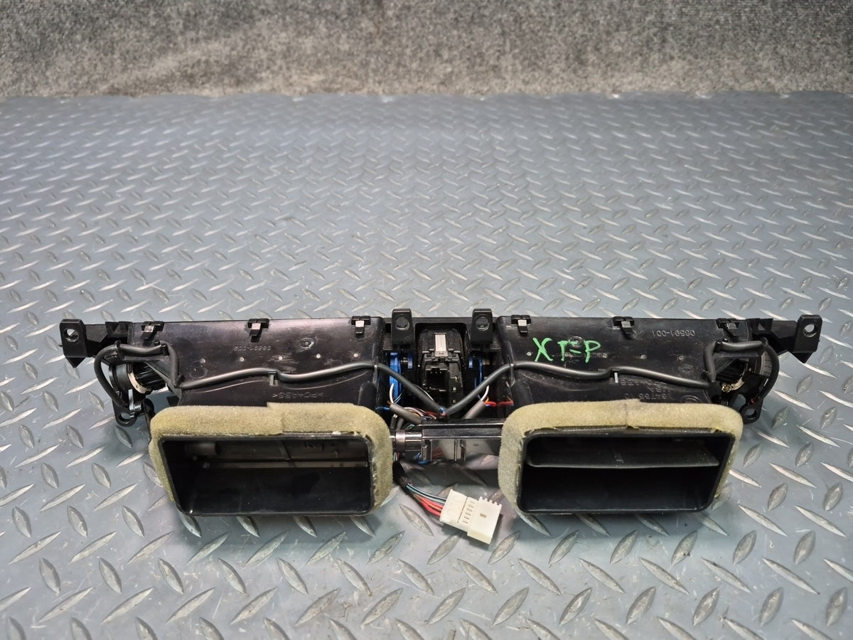 2014-2018 BMW F15 X5 Dash Front Center A/C Air Vent Grille 9253115